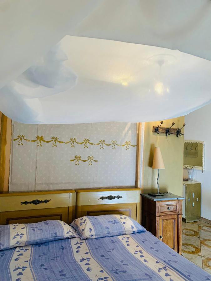ロッカ・インペリアーレBig House Vicino Al Castelloアパートメント エクステリア 写真